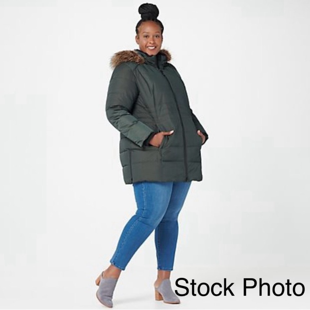 Arctic expedition quilted zip front down coat with removable hood